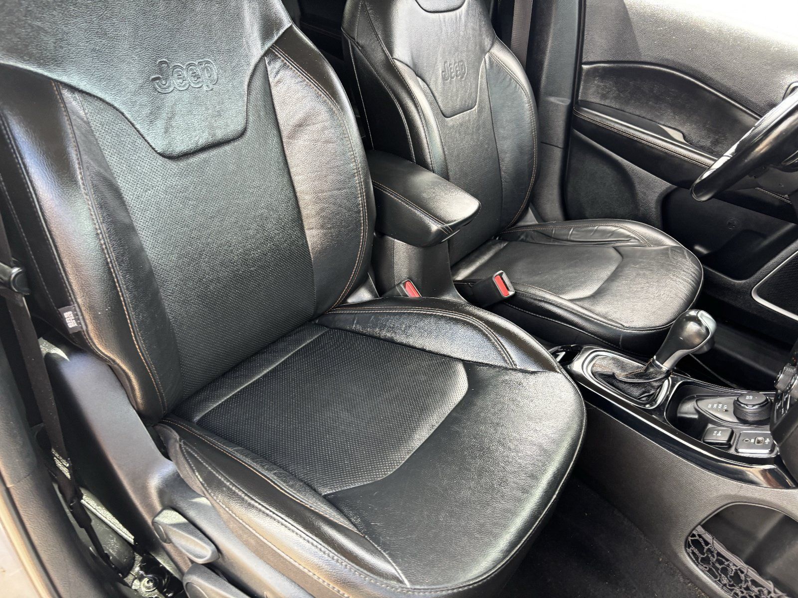 Used 2021 Jeep Compass Limited AWD/4WD image 11