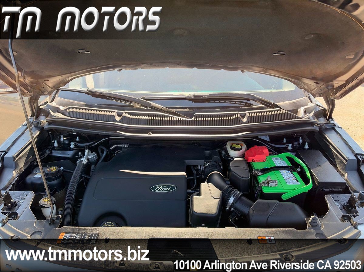 Used 2015 Ford Explorer XLT w/ Equipment Group 202A FWD image 23