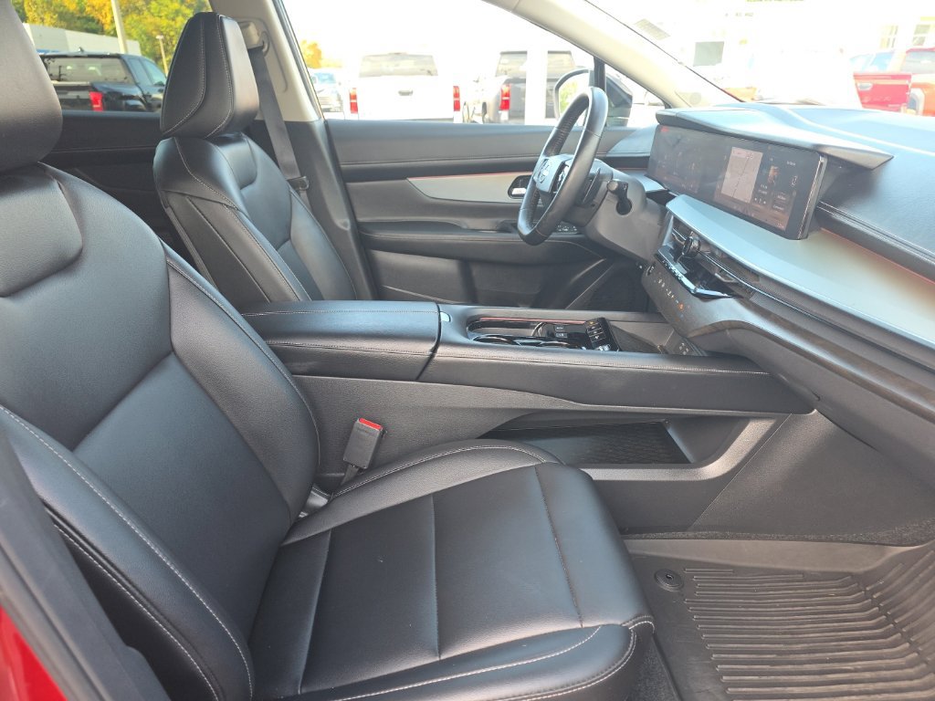 Used 2025 Nissan Murano SL AWD/4WD image 10