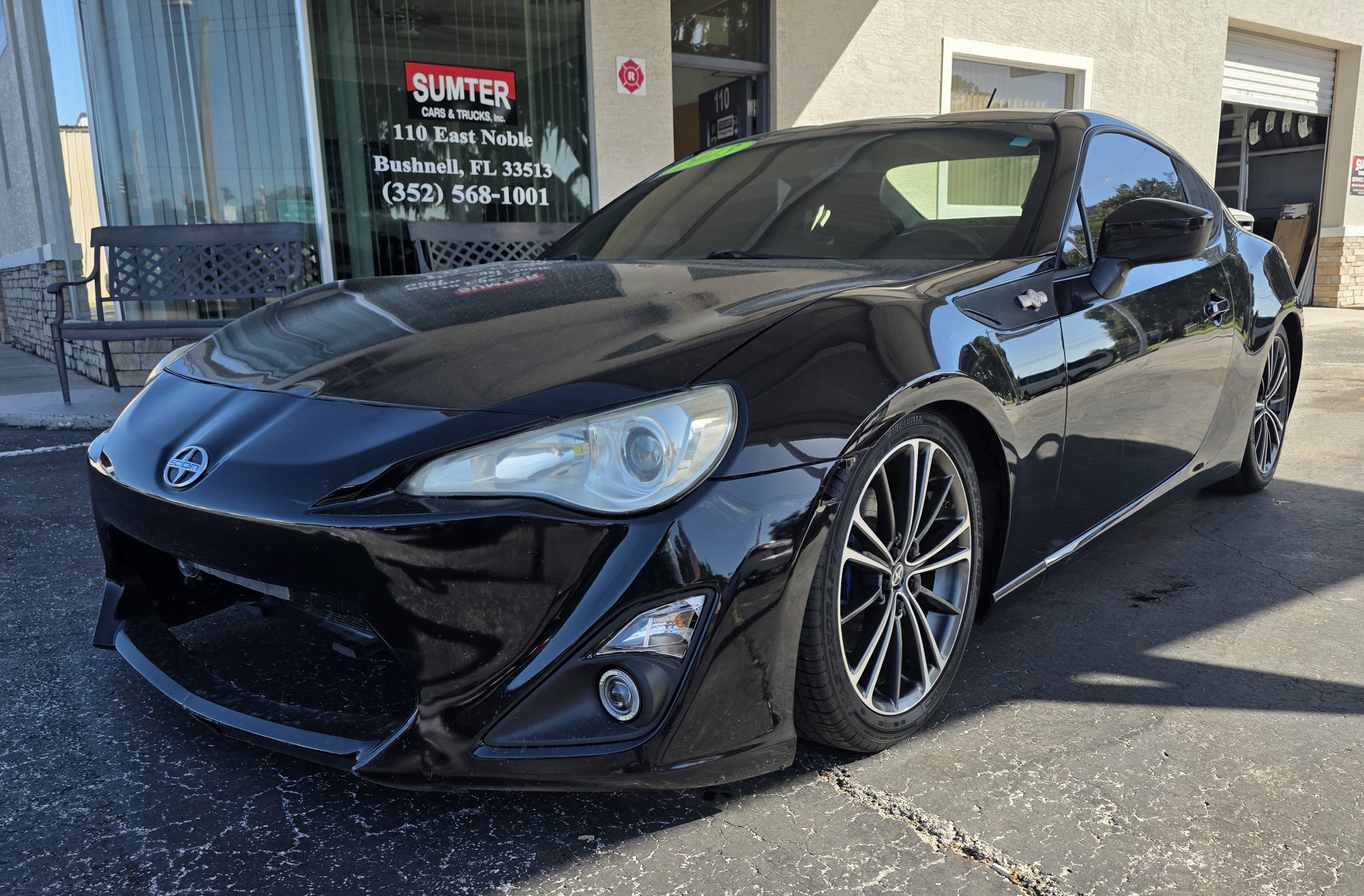 Used 2013 Scion FR-S RWD image 2