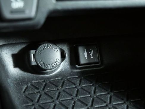 Used 2019 Toyota RAV4 LE image 21