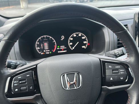 Used 2025 Honda Odyssey Sport-L image 11