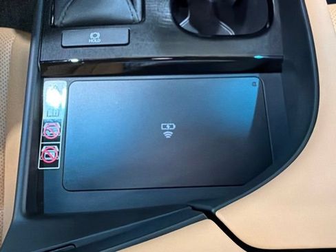 Used 2023 Lexus ES 350 w/ Premium Package FWD image 41