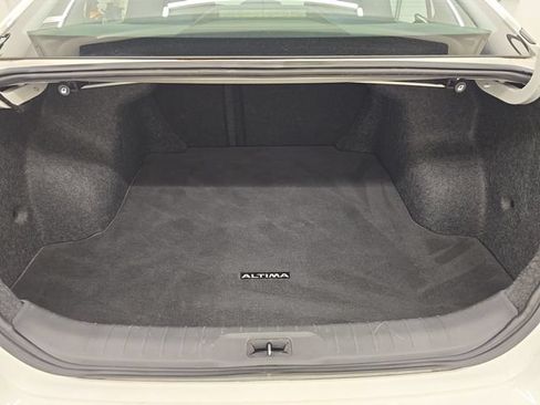 Used 2019 Nissan Altima 2.5 S FWD image 15