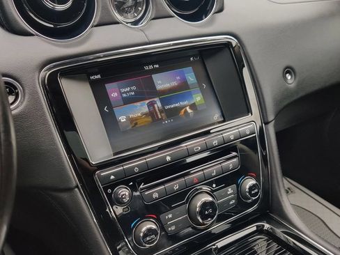 Used 2016 Jaguar XJ AWD/4WD image 28