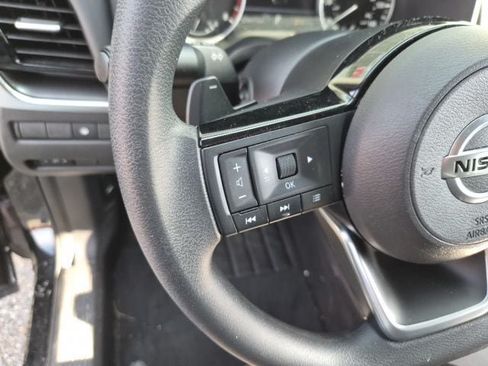 Used 2021 Nissan Rogue SV AWD/4WD image 18