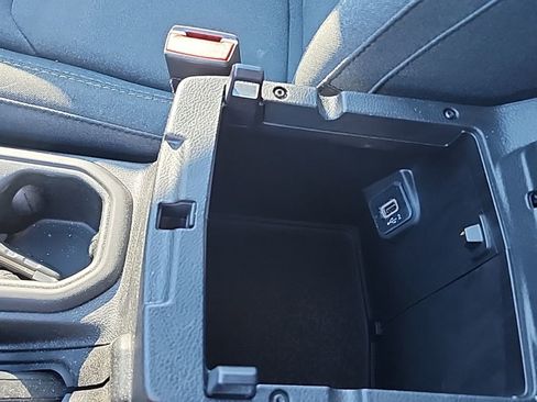 Certified 2024 Jeep Wrangler Sahara image 38