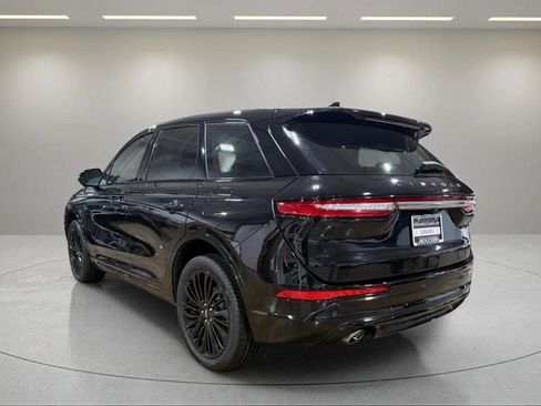 Certified 2024 Lincoln Corsair AWD w/ Equipment Group 101A image 15