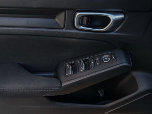 Used 2023 Honda Civic Sport image 24