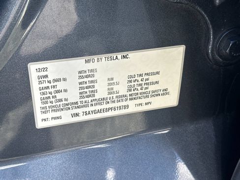 Used 2023 Tesla Model Y Long Range AWD/4WD image 30