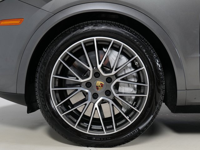 Used 2020 Porsche Cayenne Turbo AWD/4WD image 9