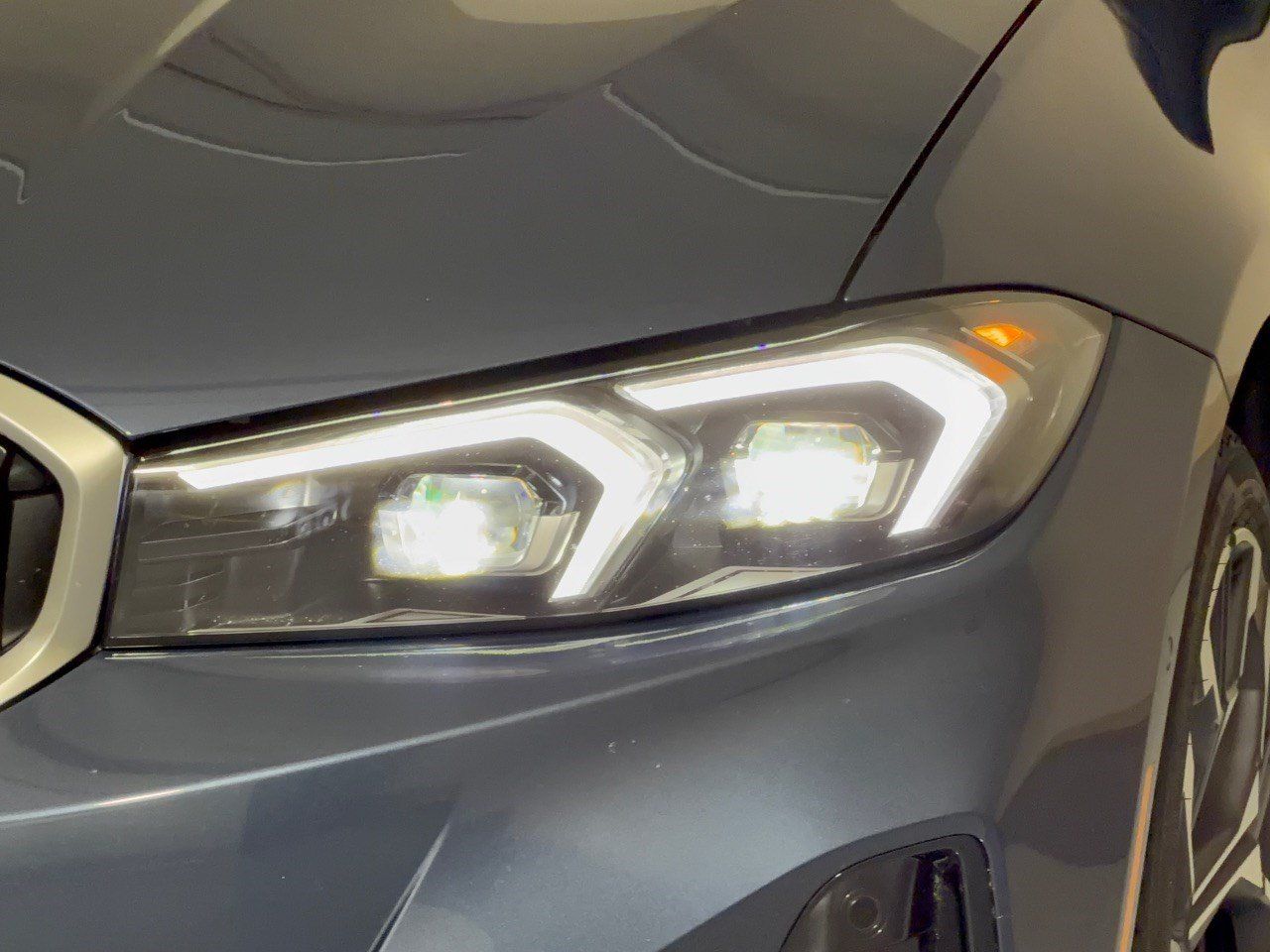 Used 2026 BMW 330i Sedan w/ Premium Package RWD image 12