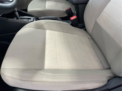 Used 2022 Ford EcoSport S image 24