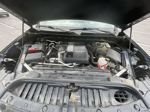 Used 2022 Chevrolet Silverado 1500 RST AWD/4WD image 29