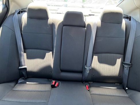 Used 2025 Nissan Altima 2.5 SV FWD image 38