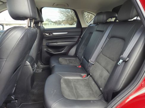 Used 2017 MAZDA CX-5 Touring w/ Preferred Equipment Package image 5