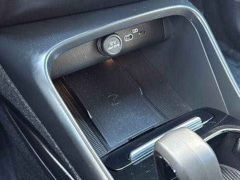 Used 2023 Volvo C40 P8 Recharge Ultimate w/ Protection Package Premier image 28