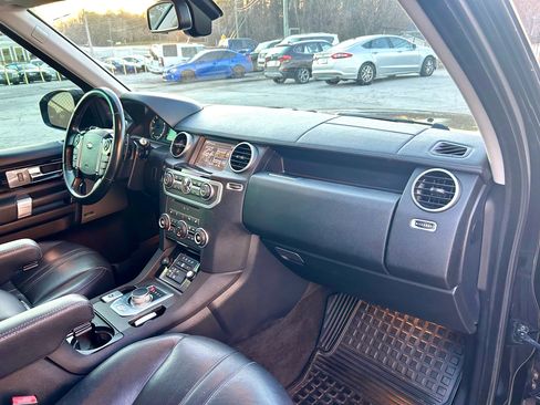 Used 2016 Land Rover LR4 HSE image 20