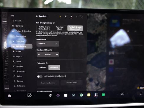 Used 2022 Tesla Model X AWD/4WD image 42
