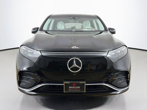Used 2023 Mercedes-Benz EQS 580 4MATIC SUV image 2