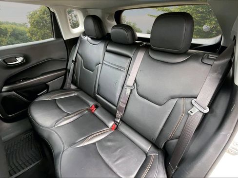 Used 2019 Jeep Compass Limited AWD/4WD image 25