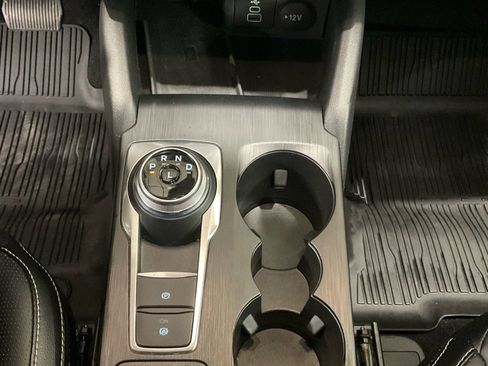 Used 2025 Ford Escape Platinum w/ Premium Technology Package image 19