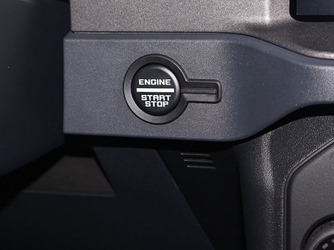 New 2026 Ford Bronco 4-Door image 19