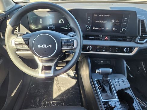 Used 2024 Kia Sportage LX image 26