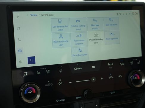 Used 2026 Lexus GX 550 w/ Accessory Package (ZB) image 10