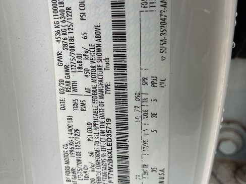 Used 2020 Ford F250 XLT w/ FX4 Off-Road Package image 19