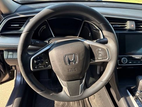 Used 2018 Honda Civic EX image 11
