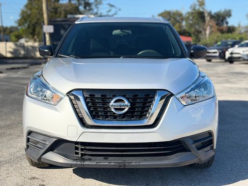 Used 2019 Nissan Kicks S w/ Exterior Electronics Package image 8