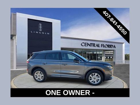 Used 2021 Lincoln Corsair FWD image 1