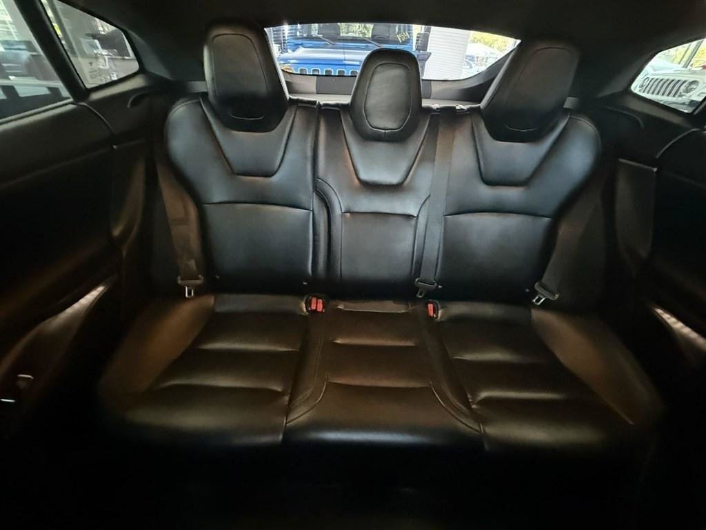 Used 2020 Tesla Model S AWD image 15