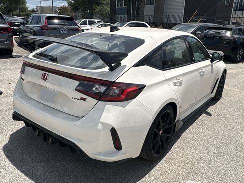 Used 2025 Honda Civic Type R image 6