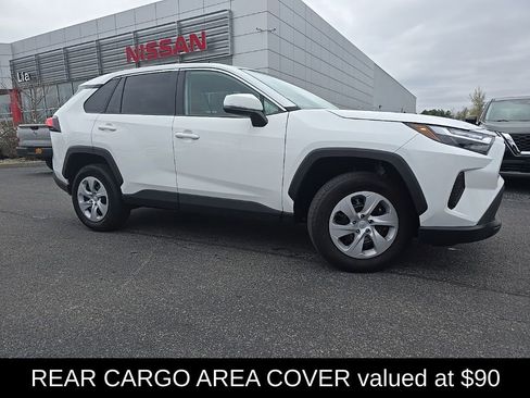 Used 2025 Toyota RAV4 LE image 5