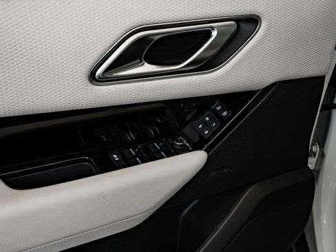 Used 2023 Land Rover Range Rover Velar R-Dynamic S image 26