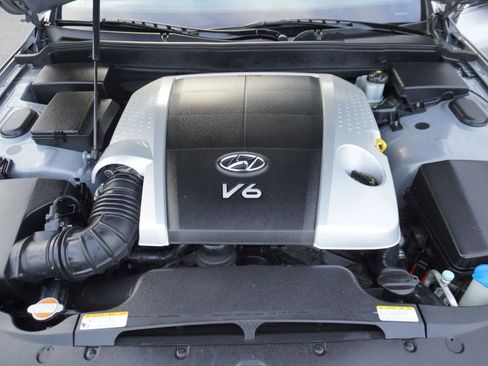 Used 2009 Hyundai Genesis 3.8 w/ Technology Pkg 4 image 36