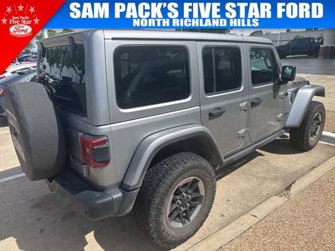 Used 2018 Jeep Wrangler Unlimited Rubicon image 4