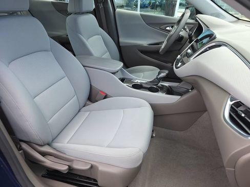 Used 2021 Chevrolet Malibu LT FWD image 26