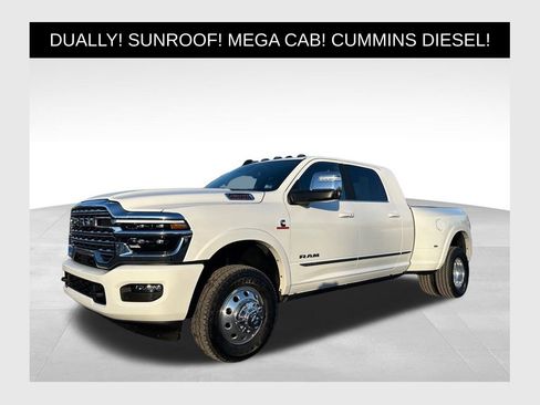 Used 2025 RAM 3500 Limited image 1