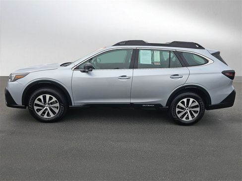 Used 2021 Subaru Outback 2.5i image 2