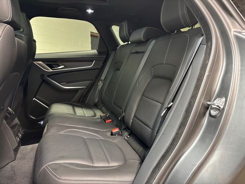 Used 2026 Jaguar F-PACE R-Dynamic S AWD/4WD image 28