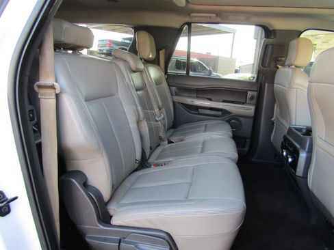 Used 2019 Ford Expedition Max XLT w/ Equipment Group 202A image 14