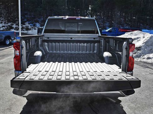 New 2026 Chevrolet Silverado 2500 LT image 8