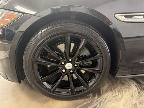 Used 2016 Jaguar XF R-Sport AWD/4WD image 3