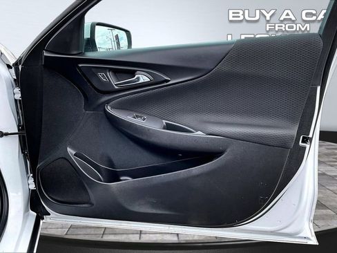 Used 2023 Chevrolet Malibu LT FWD image 23
