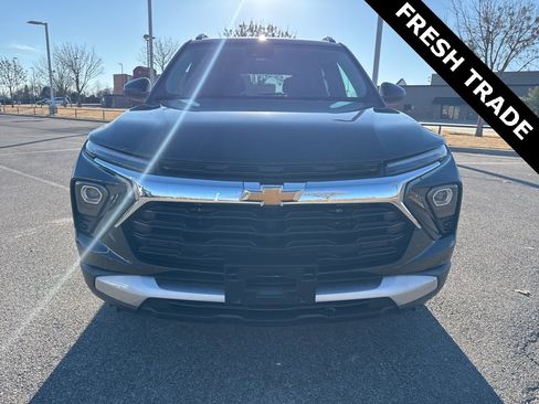 Used 2026 Chevrolet TrailBlazer LT image 2