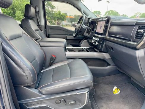Used 2023 Ford F250 Lariat w/ Sport Appearance Package AWD/4WD image 8