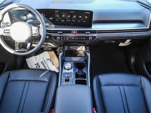 New 2025 Kia Sorento EX w/ EX Panoramic Sunroof Package image 12